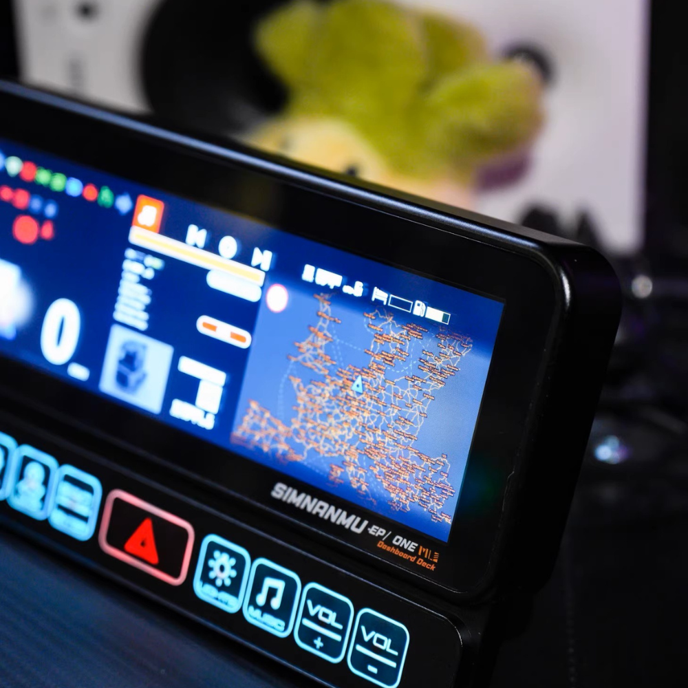 SimNanmu Trucksim Dashboard with blue-lit controls and digital map interface